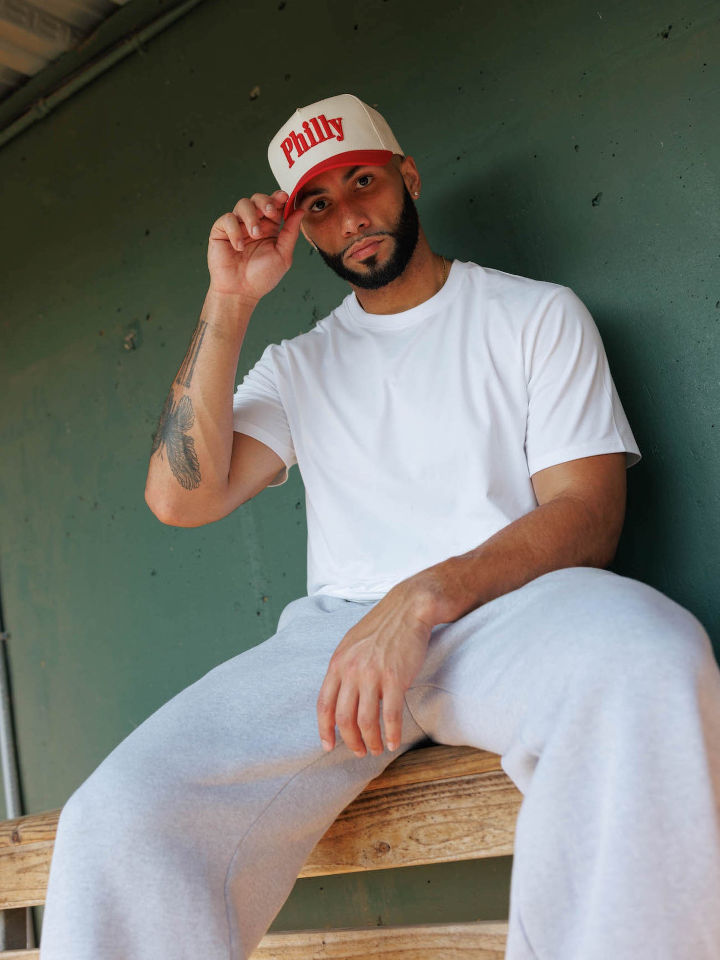 Philly Hat | Creme & Red